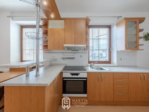 Prodej bytu 2+1, Olomouc, tř. Svornosti, 57 m2