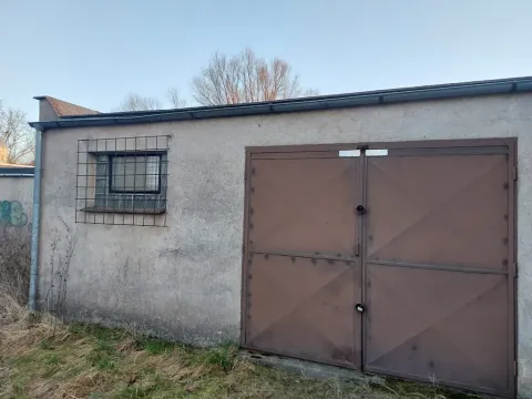 Pronájem ostatní, Holohlavy