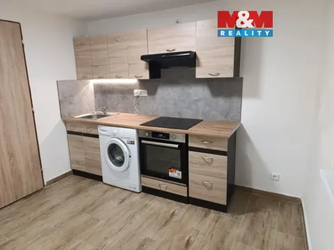 Pronájem bytu 1+kk, Frýdlant, Míru, 22 m2