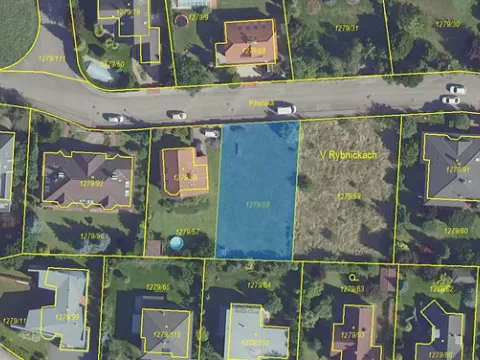 Prodej pozemku, Praha - Dolní Chabry, Pihelská, 800 m2