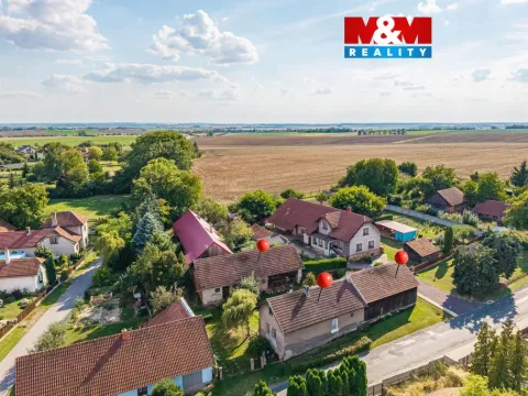 Prodej zemědělské usedlosti, Chroustov, 140 m2