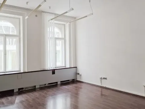 Pronájem kanceláře, Praha - Nové Město, Opletalova, 64 m2