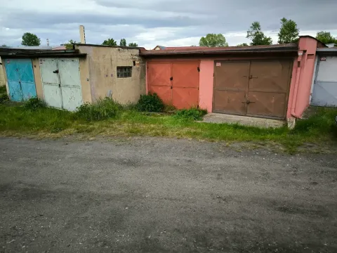 Pronájem garáže, Lovosice, Terezínská, 19 m2