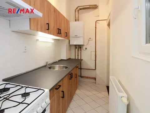 Pronájem bytu 2+1, Praha - Libeň, V mezihoří, 56 m2