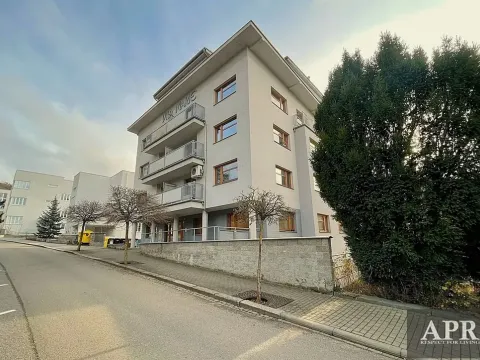 Prodej komerční nemovitosti, Luhačovice, Bílá čtvrť, 120 m2