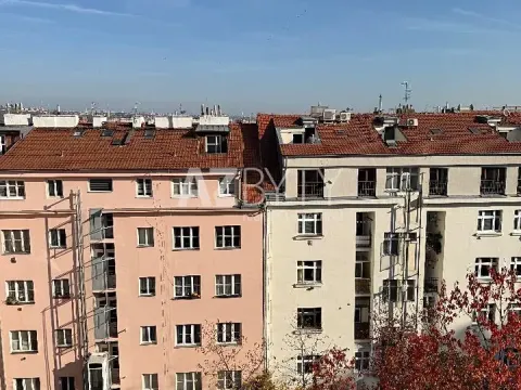 Prodej bytu 2+kk, Praha - Bubeneč, Jugoslávských partyzánů, 42 m2