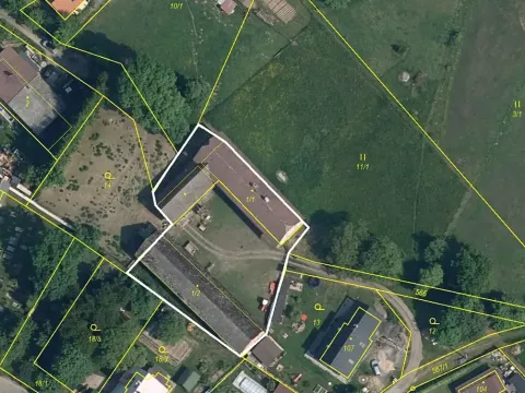 Prodej zemědělské usedlosti, Sezemice, 200 m2