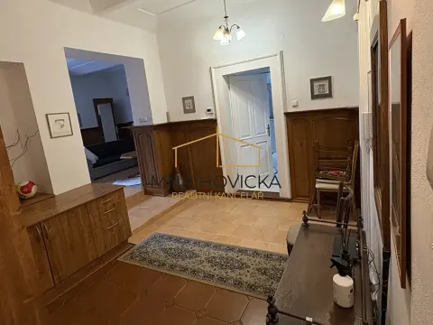 Pronájem bytu 3+kk, Žebrák, Náměstí, 88 m2