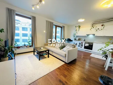 Pronájem bytu 1+kk, Praha - Košíře, Naskové, 34 m2