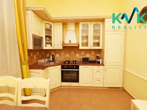 Pronájem bytu 2+1, Karlovy Vary, Kolmá, 55 m2