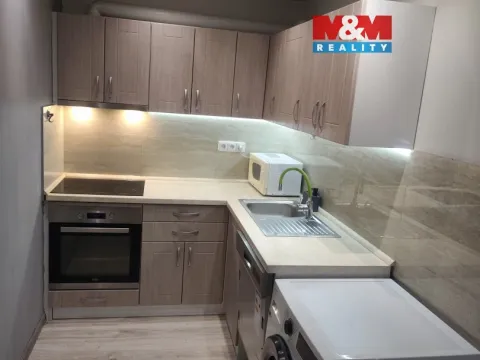 Pronájem bytu 2+kk, Lány, U lipky, 44 m2