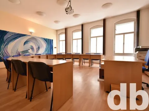 Pronájem kanceláře, Karlovy Vary, T. G. Masaryka, 75 m2