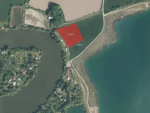 Prodej podílu pole, Spytihněv, 4880 m2