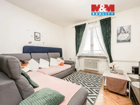 Prodej bytu 2+1, Olomouc - Hejčín, Ladova, 60 m2