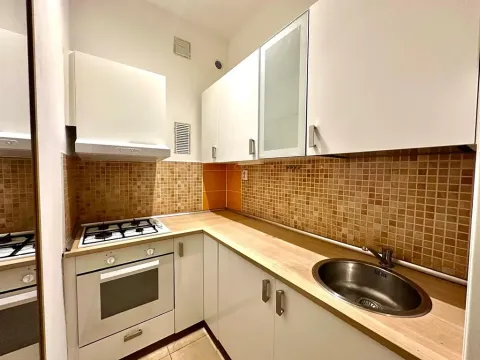 Pronájem bytu 2+kk, Praha - Libeň, Vosmíkových, 44 m2