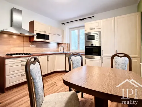 Pronájem bytu 2+1, Děčín, Liliová, 56 m2