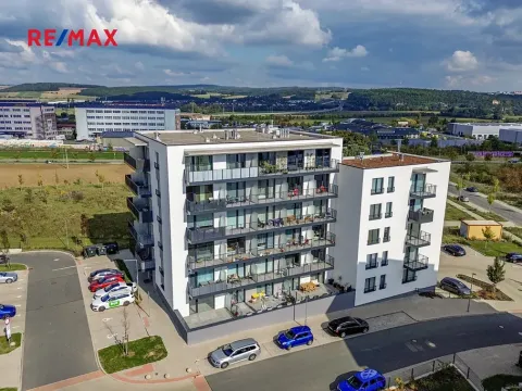 Pronájem bytu 1+kk, Plzeň, Františka Kováříka, 32 m2