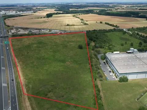 Pronájem komerčního pozemku, Praha, 500 m2