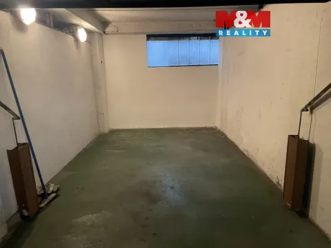 Prodej garáže, Praha - Chodov, Hviezdoslavova, 15 m2