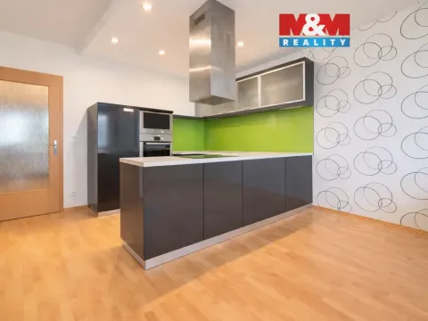 Pronájem bytu 3+kk, Praha, Pod Haltýřem, 77 m2