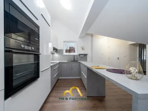 Pronájem bytu 2+kk, Praha - Nové Město, Soukenická, 74 m2
