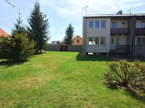 Pronájem rodinného domu, Holubice, 171 m2