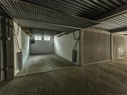 Pronájem garáže, Plzeň, Brožíkova, 15 m2