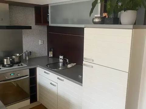 Pronájem bytu 2+kk, Praha - Vršovice, Madridská, 45 m2