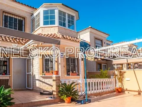 Prodej rodinného domu, Guardamar del Segura, Španělsko, 88 m2