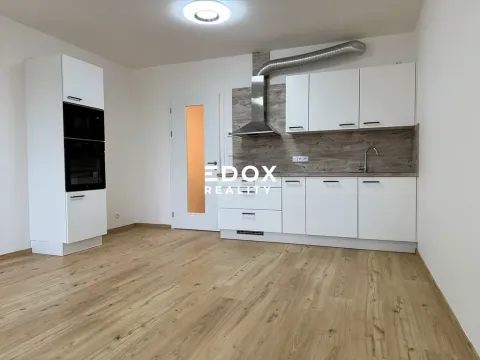 Pronájem bytu 1+kk, Praha - Letňany, Pavla Beneše, 43 m2