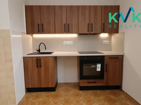 Pronájem bytu 1+1, Sokolov, Nádražní, 41 m2