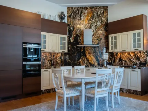 Prodej bytu 3+kk, Karlovy Vary, Divadelní náměstí, 137 m2