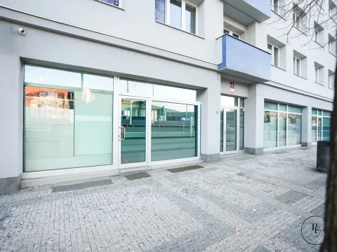 Pronájem obchodního prostoru, Praha - Holešovice, Ortenovo náměstí, 74 m2