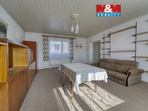 Prodej rodinného domu, Kladruby, Husova, 131 m2