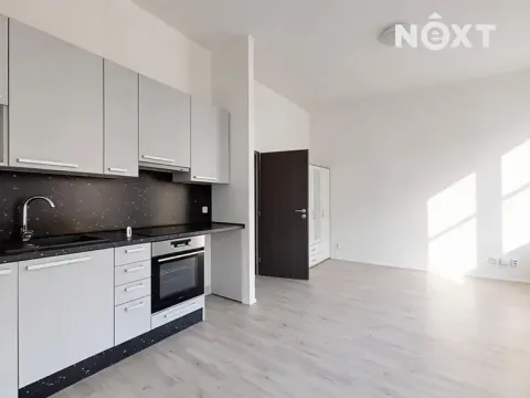 Prodej bytu 1+kk, Praha - Libeň, V zahradách, 32 m2