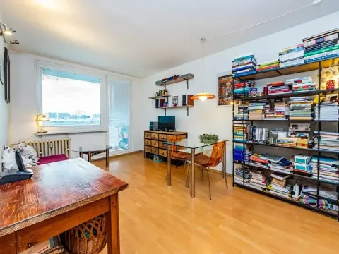 Prodej bytu 2+kk, Praha - Prosek, Litvínovská, 39 m2