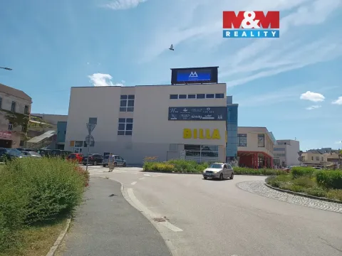 Pronájem obchodního prostoru, Benešov, Vnoučkova, 185 m2