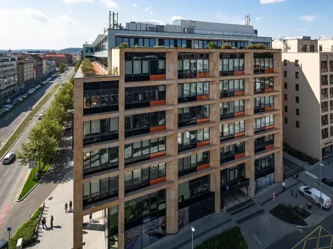 Pronájem kanceláře, Praha - Karlín, Rohanské nábřeží, 1104 m2
