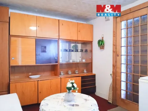 Pronájem atypického bytu, Opava - Jaktař, Šípková, 23 m2