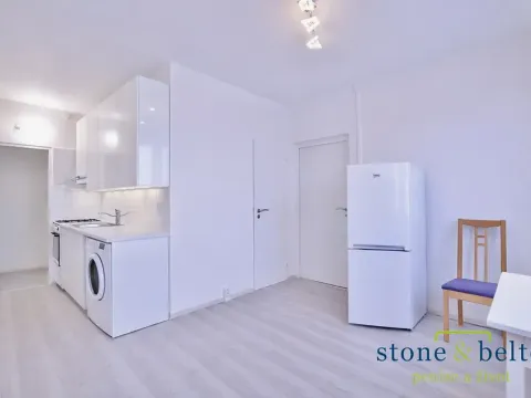 Pronájem bytu 3+1, Praha - Záběhlice, Chmelová, 72 m2
