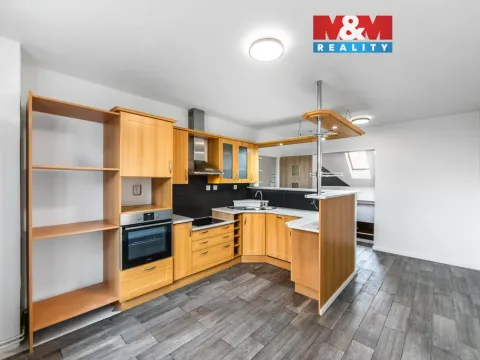 Prodej bytu 2+1, Plzeň, Masarykova, 88 m2