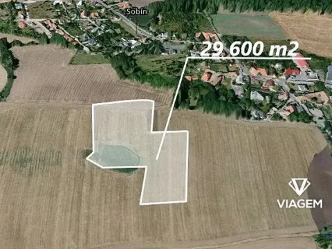 Prodej podílu pozemku pro bydlení, Praha - Sobín, 4933 m2