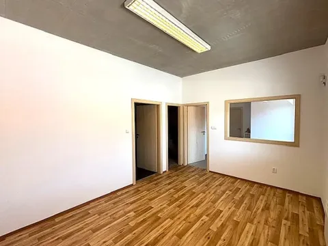 Pronájem kanceláře, Moravany, Bohunická cesta, 271 m2