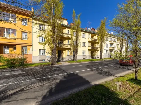 Prodej bytu 1+1, Hodonín, Úprkova, 64 m2