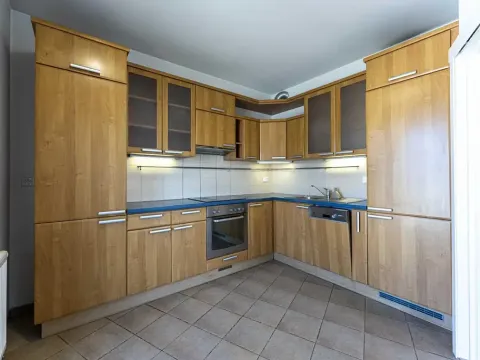 Pronájem bytu 3+1, Praha - Žižkov, Pod kapličkou, 98 m2