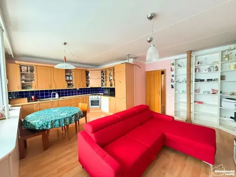 Prodej bytu 3+kk, Praha - Prosek, Veltruská, 57 m2