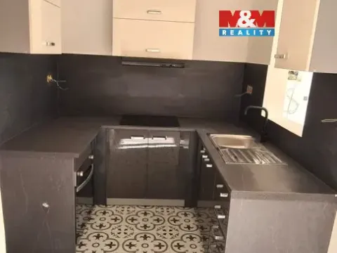 Pronájem bytu 2+1, Šternberk, náměstí Svobody, 81 m2