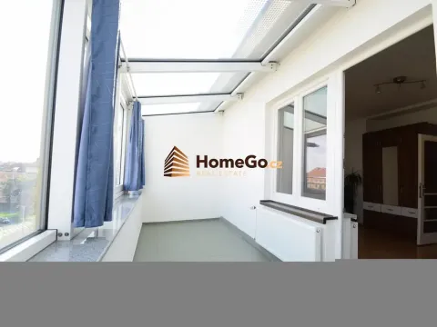 Pronájem bytu 2+kk, Praha - Nusle, U gymnázia, 44 m2