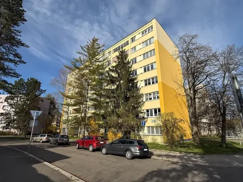 Prodej bytu 3+1, Pardubice, Varšavská, 63 m2