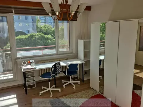 Pronájem pokoje, Brno, Vedlejší, 30 m2